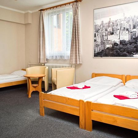 Hotel Zimní stadion Náchod Esterno foto