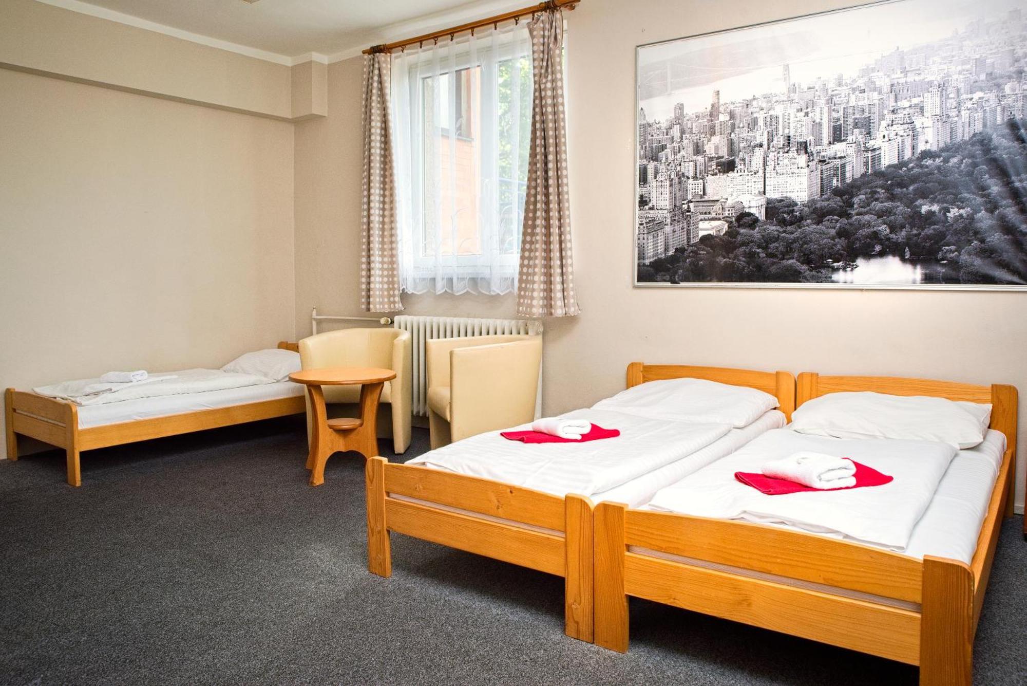 Hotel Zimní stadion Náchod Esterno foto