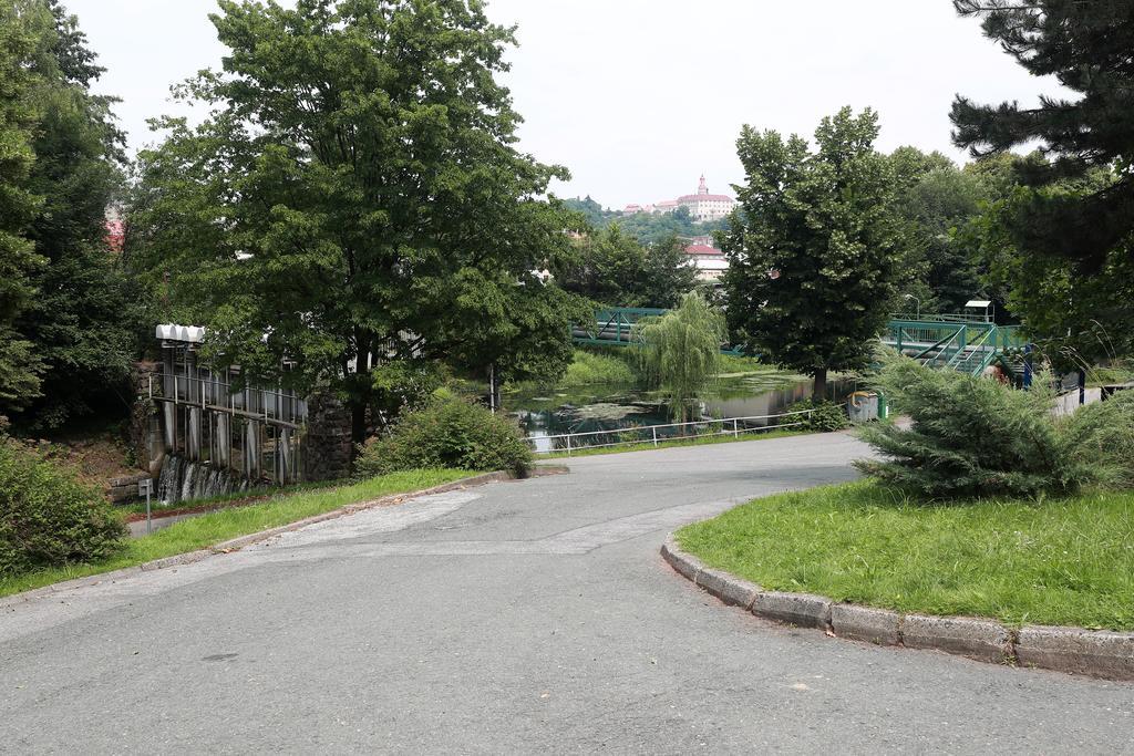 Hotel Zimní stadion Náchod Esterno foto